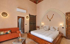 Riad Les Ammonites And Spa